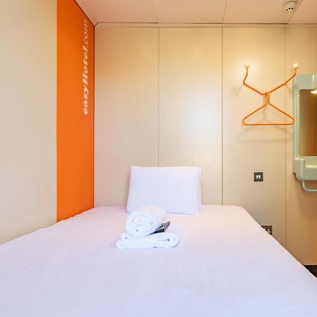 Easyhotel EDI Exteriér fotografie
