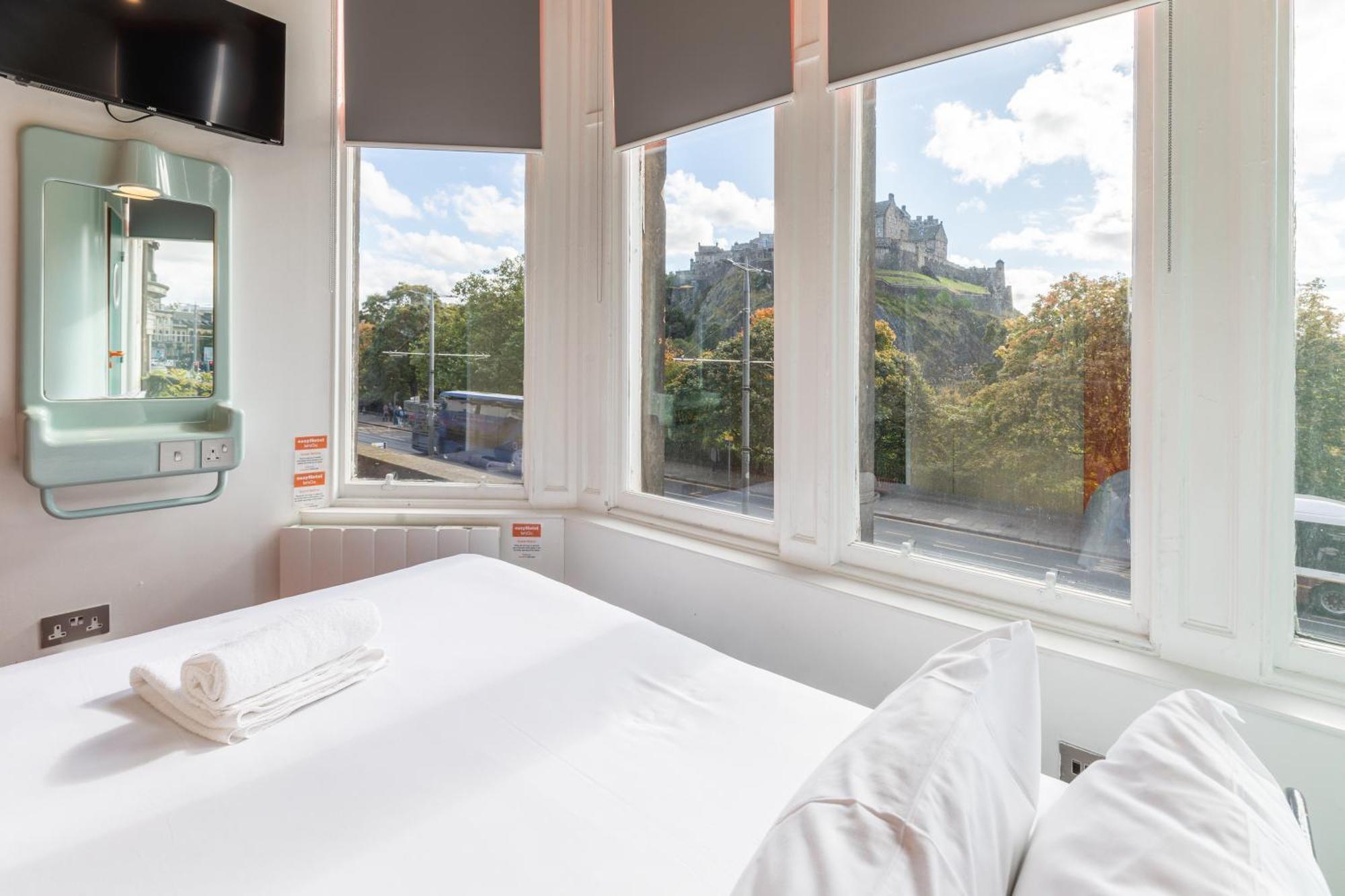 Easyhotel EDI Exteriér fotografie