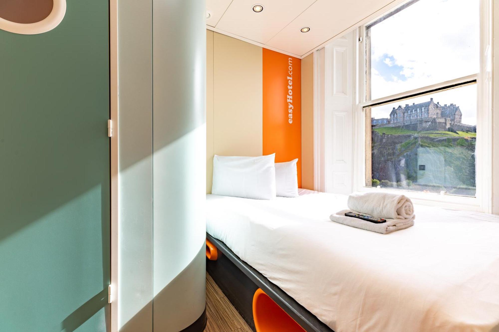 Easyhotel EDI Exteriér fotografie