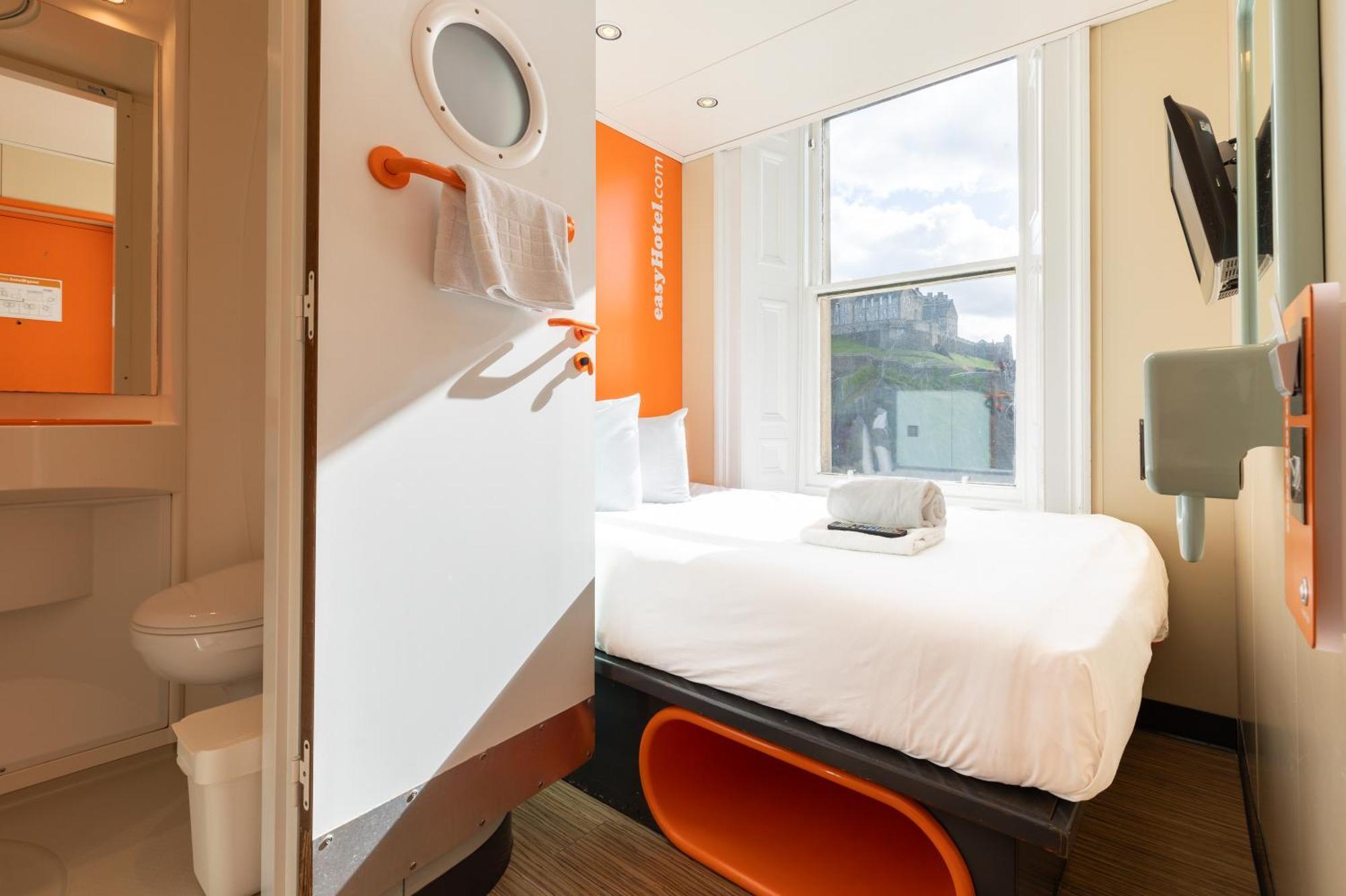 Easyhotel EDI Exteriér fotografie
